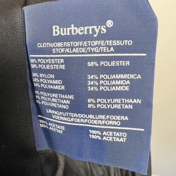 Burberrys of London Black Quilted Jacket Size M Faux Fur Collar - Picture 15 of 16